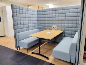 ミーティングルーム